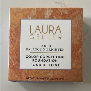 Laura Geller Balance N Brighten Color Correcting Foundation in Light